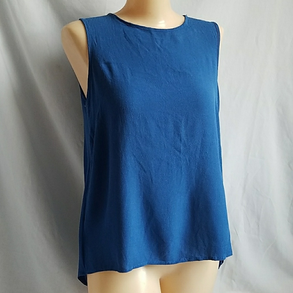 Violet + Claire Sleeveless Blue Hi Low Tank Small